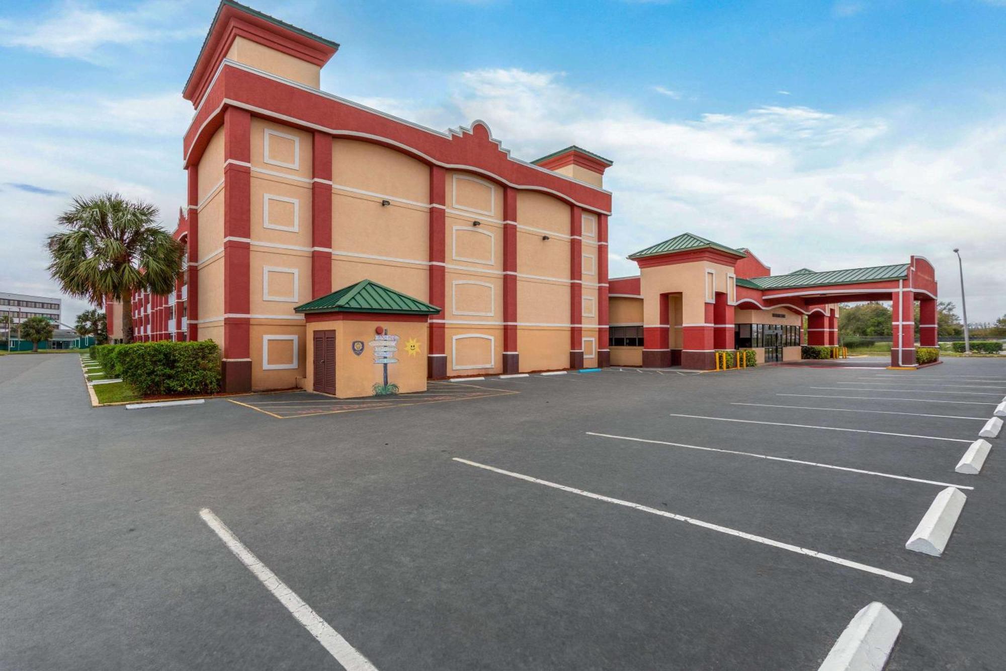 Developer Inn Downtown Orlando, A Baymont By Wyndham Exterior photo